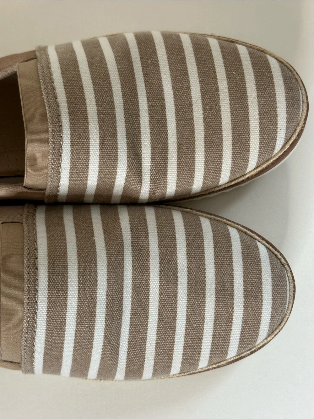 Size 11 Clarks Beige and White Striped Slip-On Flats